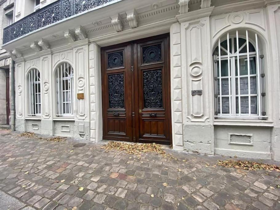 Apartamento Le Gustave, Charme & Equipements Au Coeur De Ruan Exterior foto